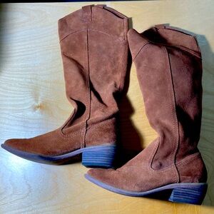 Suede knee high cowboy boots size 8